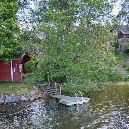 Bed & Breakfast Källgård *